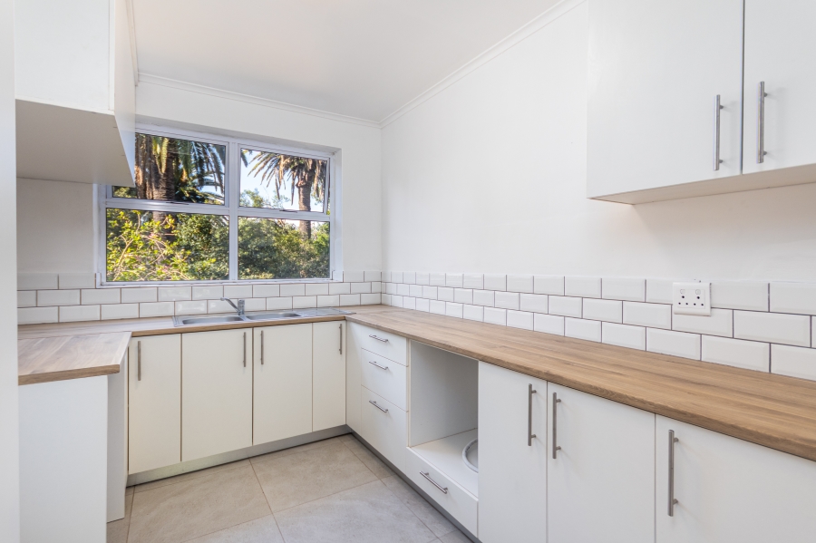 2 Bedroom Property for Sale in Wynberg Upper Western Cape